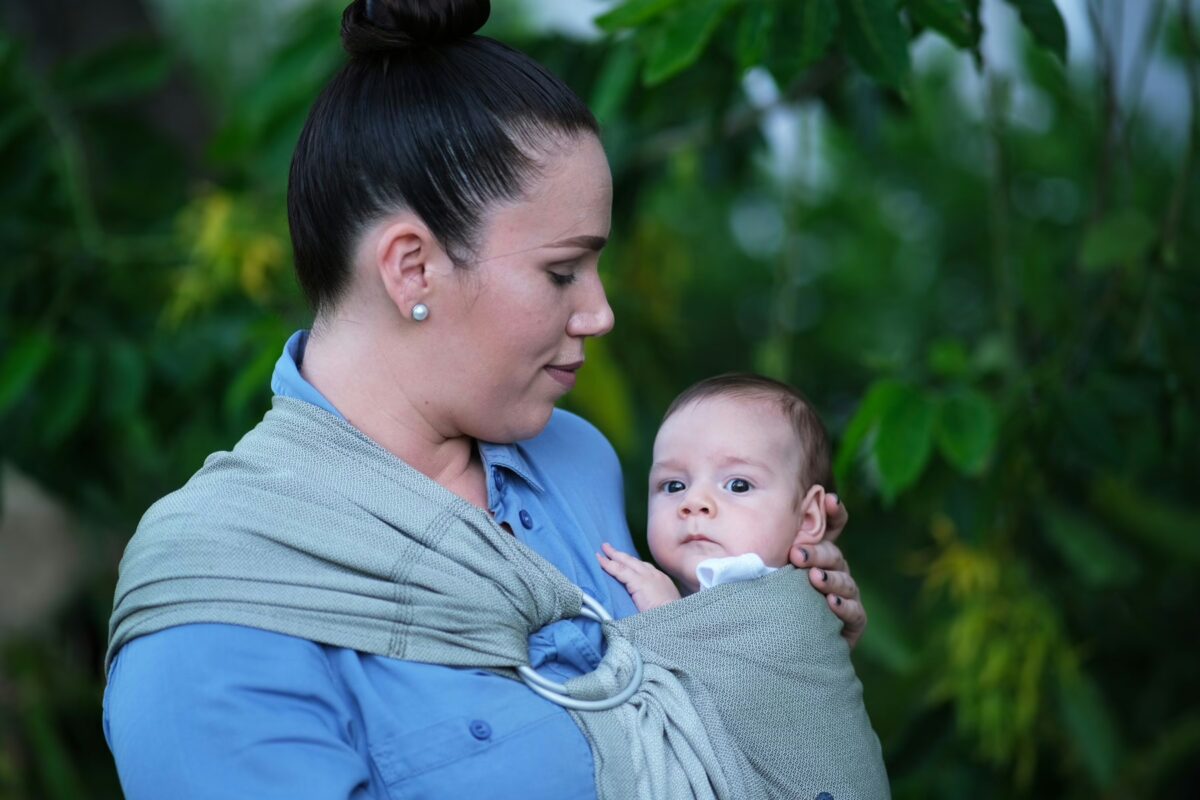 Neko Ring Sling - Moss - Image 4