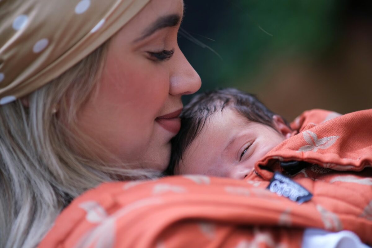 Neko Half Buckle Baby Size - Gemma Amber - Image 10