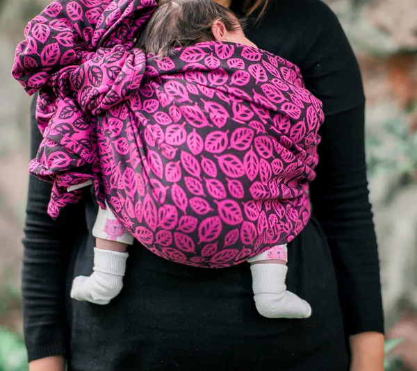 Neko Ring Sling - Symrna Leaves Wine